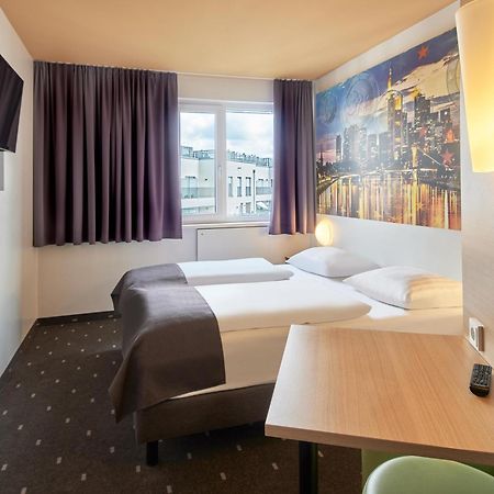 B&B Hotel Frankfurt City-Ost Frankfurt pe Main Exterior foto