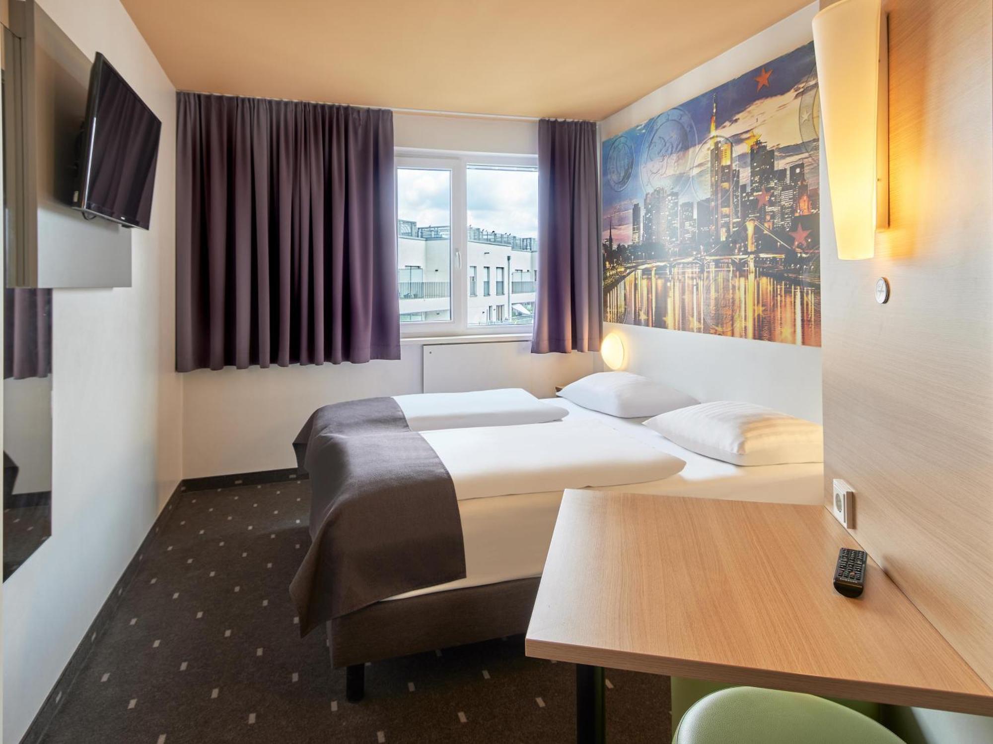 B&B Hotel Frankfurt City-Ost Frankfurt pe Main Exterior foto